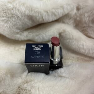 Dior lipstick